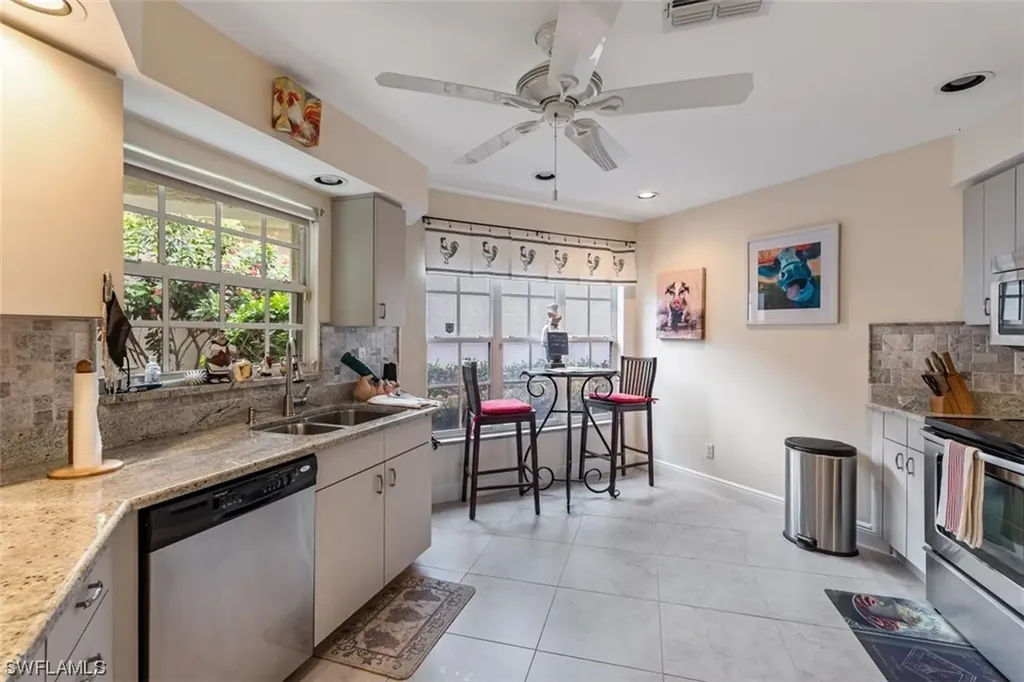 184 Livermore Lane Naples FL 34119