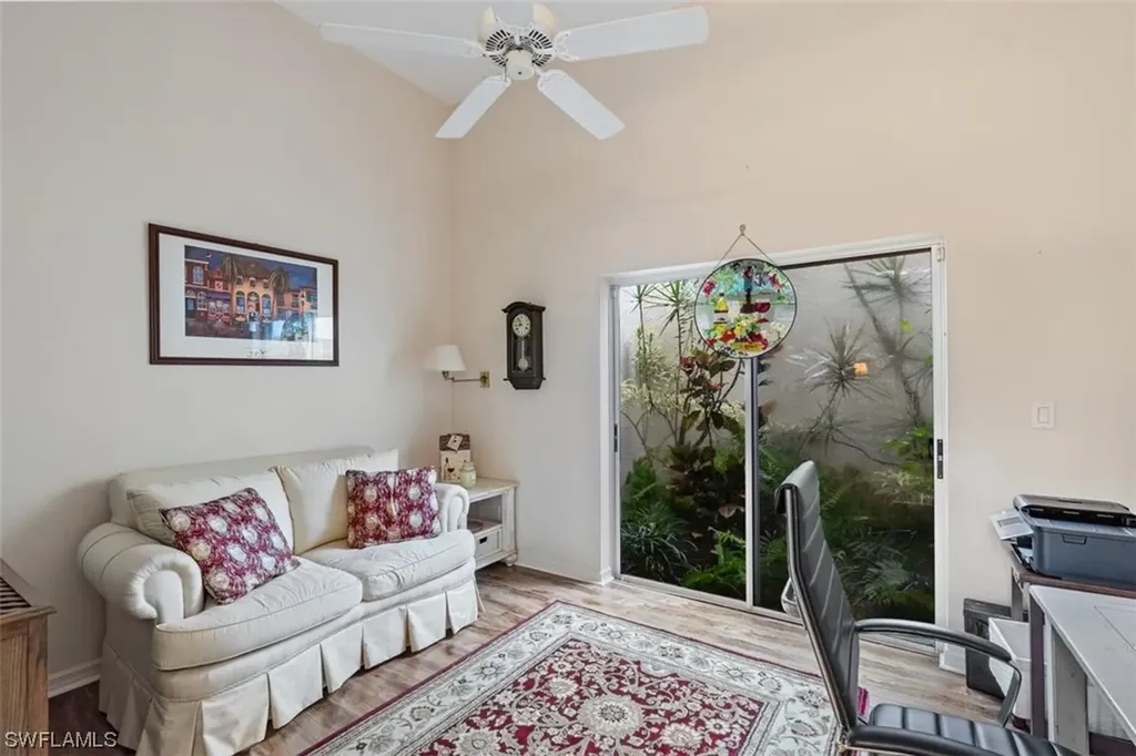 184 Livermore Lane Naples FL 34119