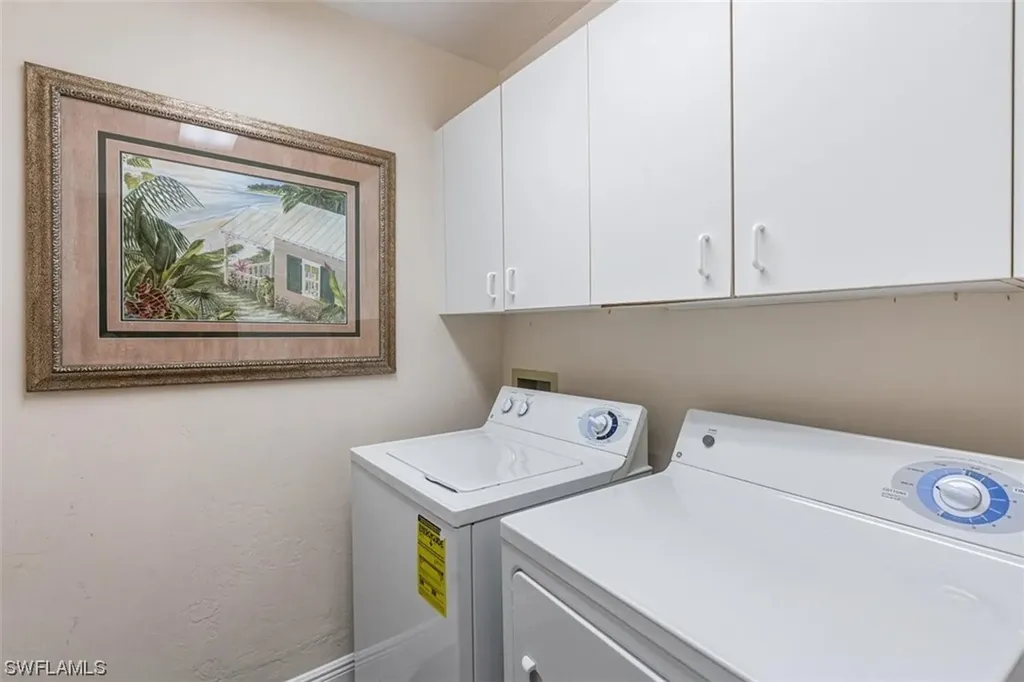 184 Livermore Lane Naples FL 34119