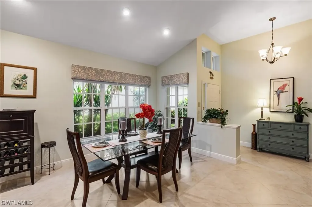 184 Livermore Lane Naples FL 34119