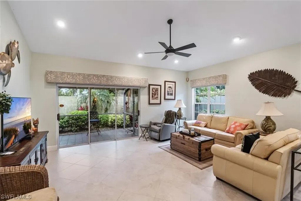184 Livermore Lane Naples FL 34119