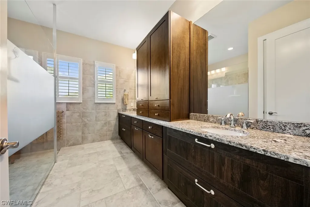 14820 Dockside Lane Naples FL 34114