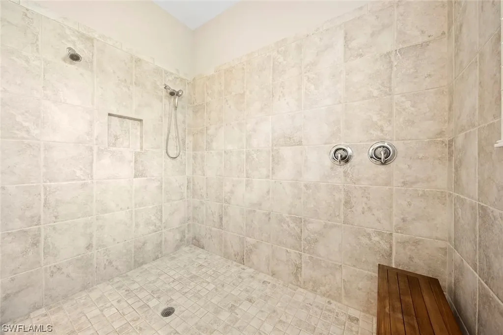 14820 Dockside Lane Naples FL 34114