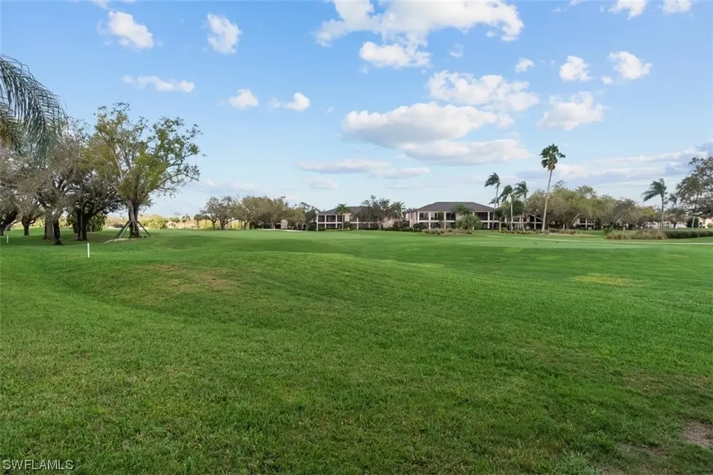 610 Lalique Circle Naples FL 34119