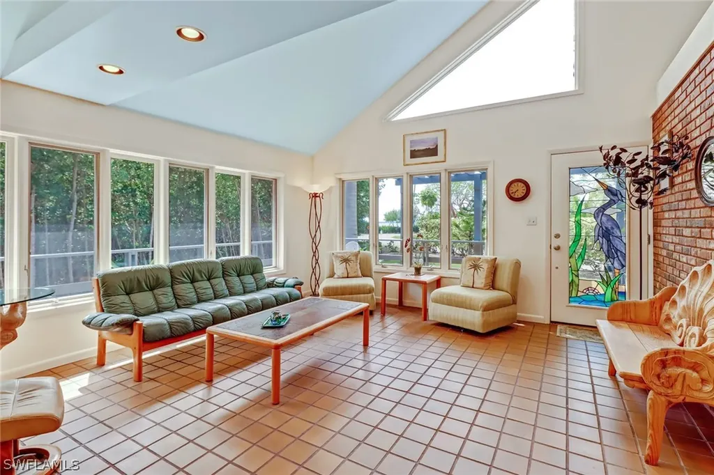 7671 Pineland Road Bokeelia FL 33922