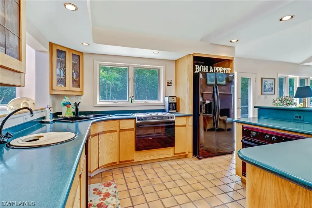 7671 Pineland Road Bokeelia FL 33922