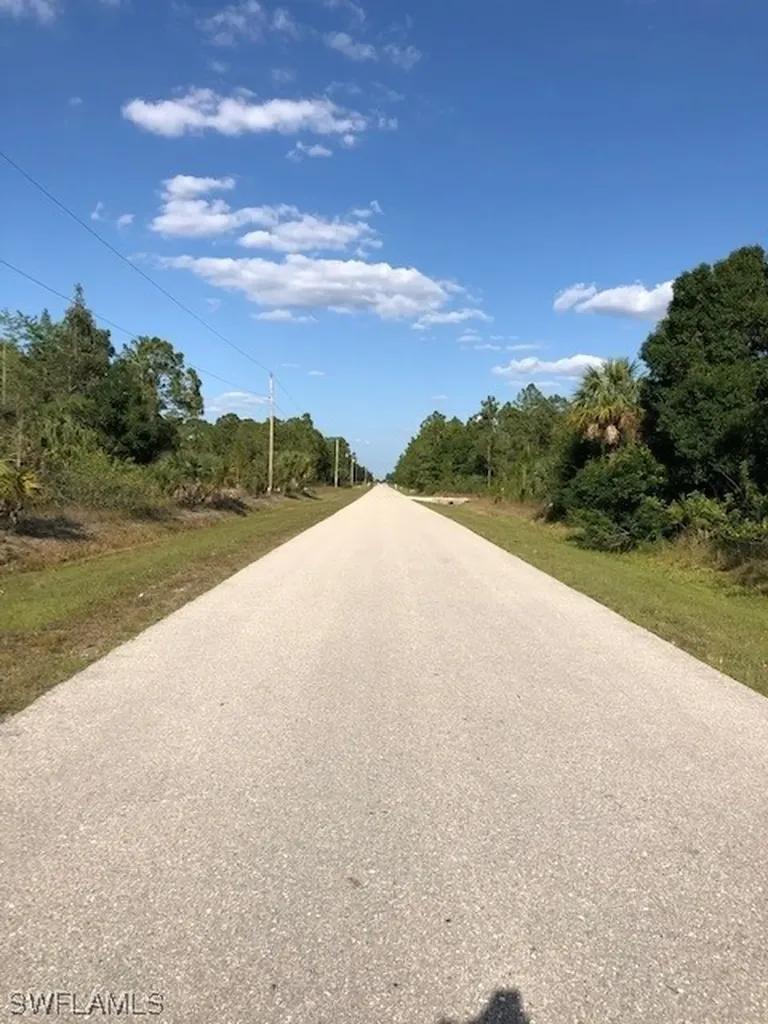 58TH Avenue NE Naples FL 34120