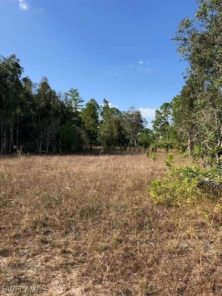 58TH Avenue NE Naples FL 34120