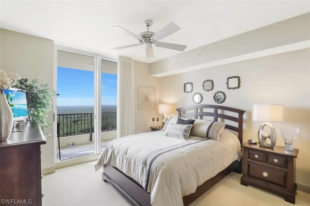 1050 Borghese Lane Naples FL 34114