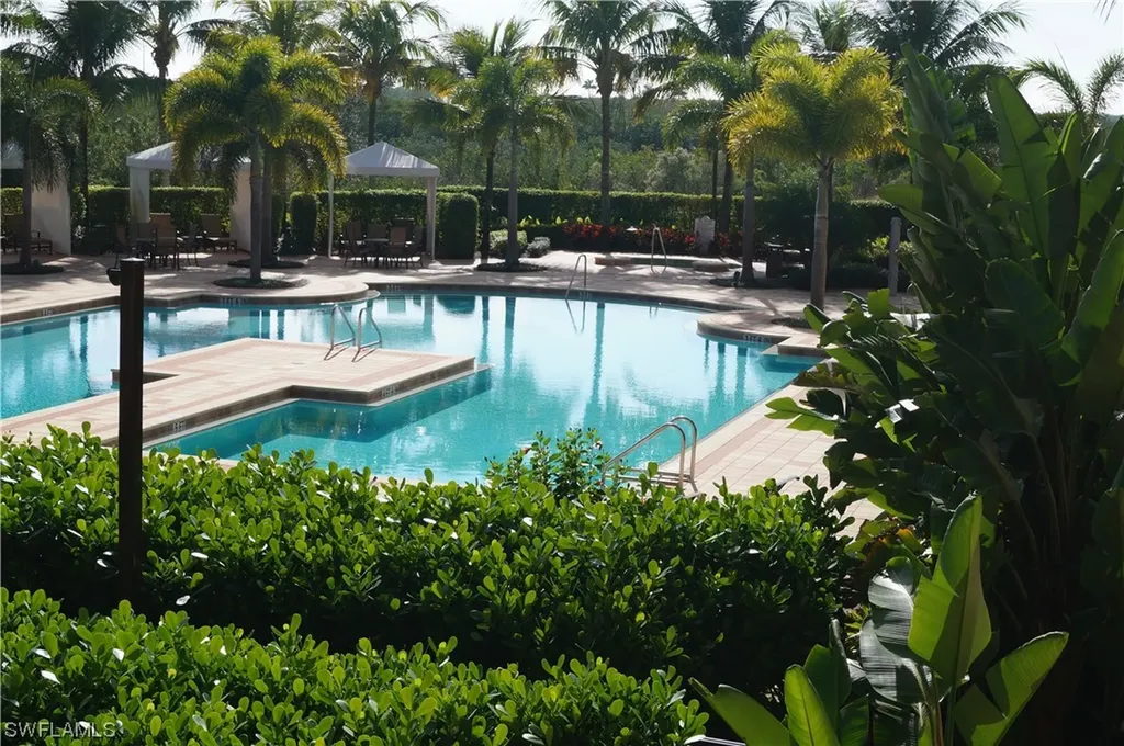1050 Borghese Lane Naples FL 34114