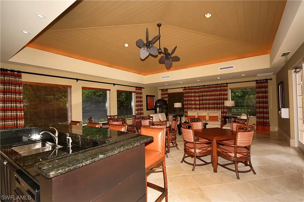 1050 Borghese Lane Naples FL 34114