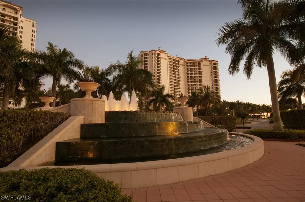 1050 Borghese Lane Naples FL 34114