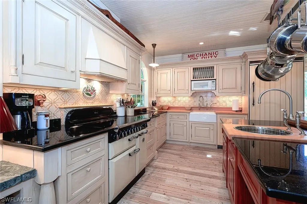 3778 Cracker Way Bonita Springs FL 34134