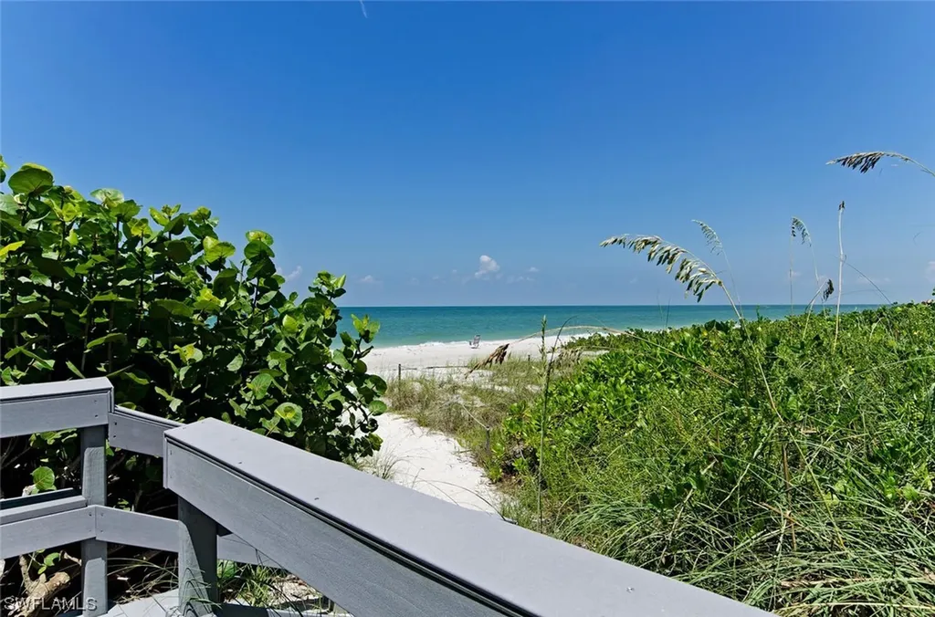 4301 Gulf Shore Boulevard N Naples FL 34103