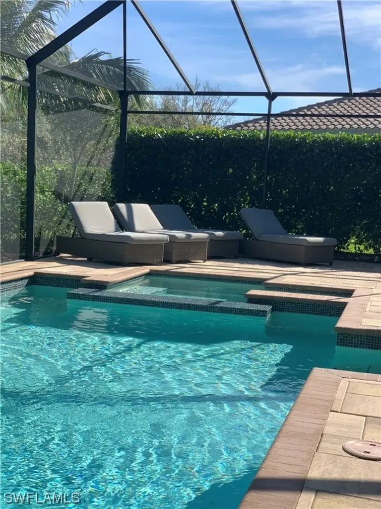 3959 Bering Court Naples FL 34119