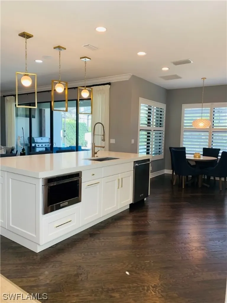 3959 Bering Court Naples FL 34119