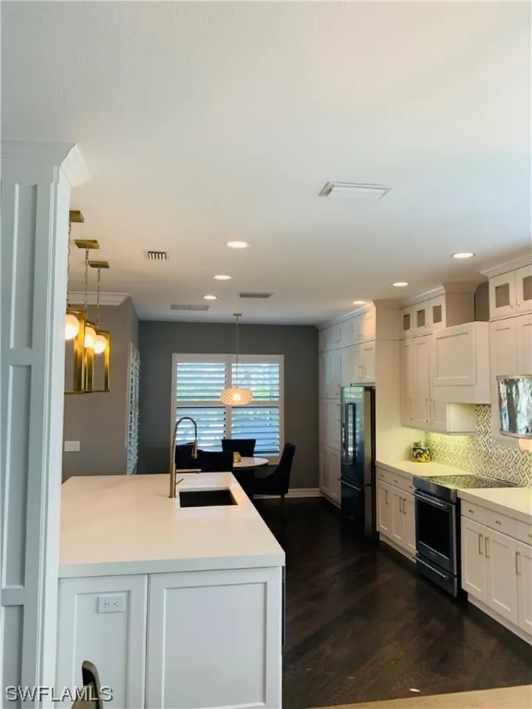 3959 Bering Court Naples FL 34119