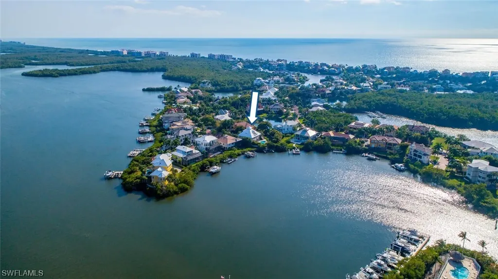 203 San Mateo Drive Bonita Springs FL 34134