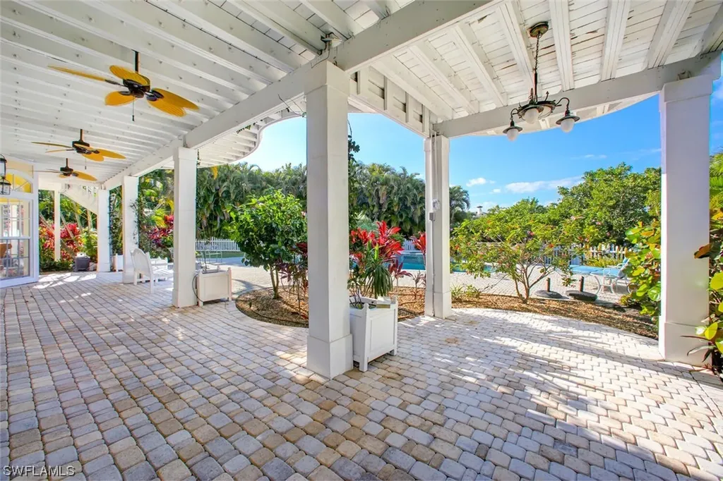 203 San Mateo Drive Bonita Springs FL 34134