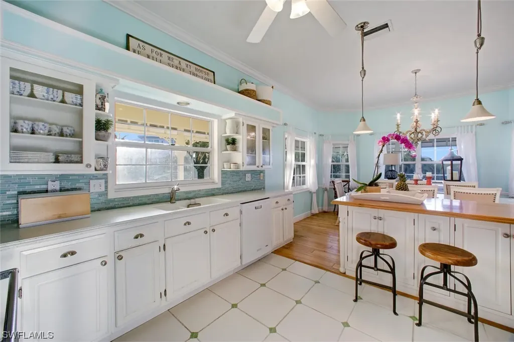 203 San Mateo Drive Bonita Springs FL 34134
