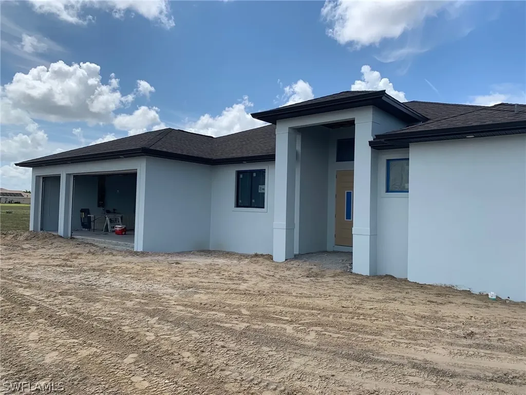 3524 Gulfstream Parkway Cape Coral FL 33993