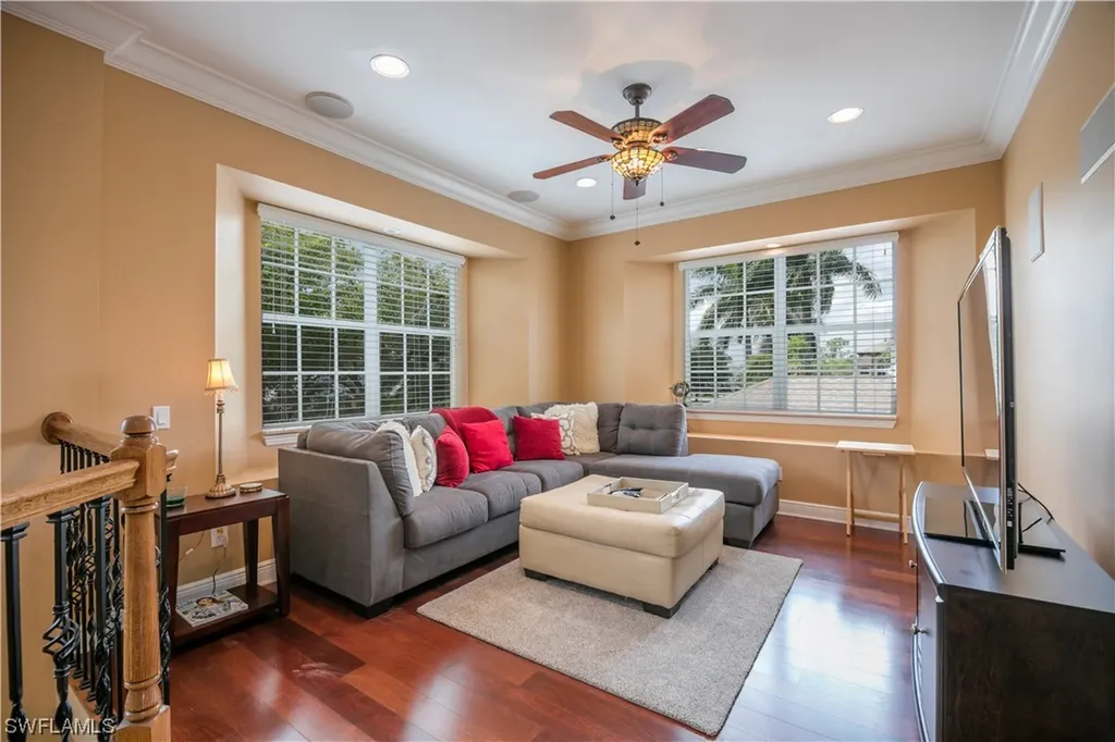 2847 Coach House Way Naples FL 34105