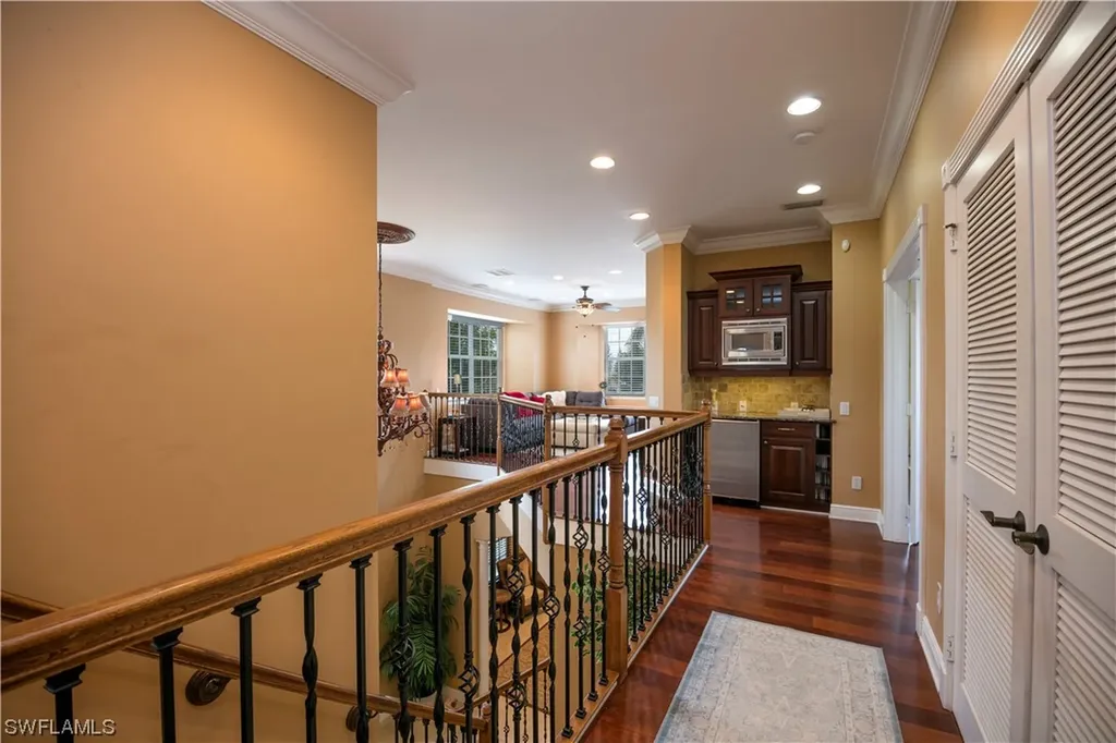 2847 Coach House Way Naples FL 34105