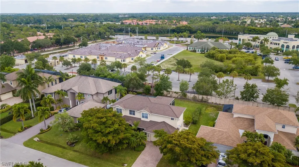 2847 Coach House Way Naples FL 34105