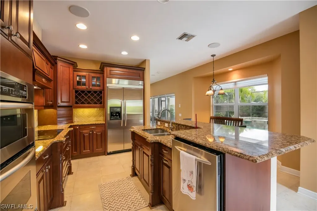 2847 Coach House Way Naples FL 34105