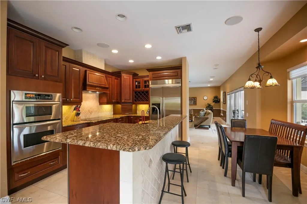 2847 Coach House Way Naples FL 34105