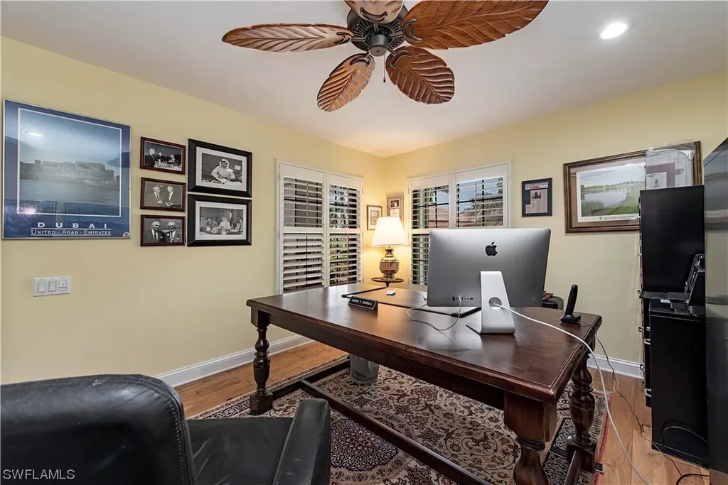 404 Charleswood Lane Naples FL 34105