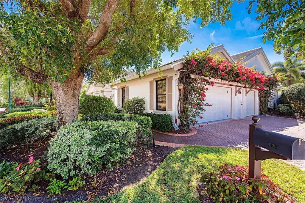 404 Charleswood Lane Naples FL 34105
