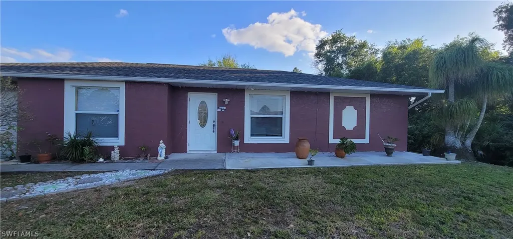 3707 11th Street W Lehigh Acres FL 33971