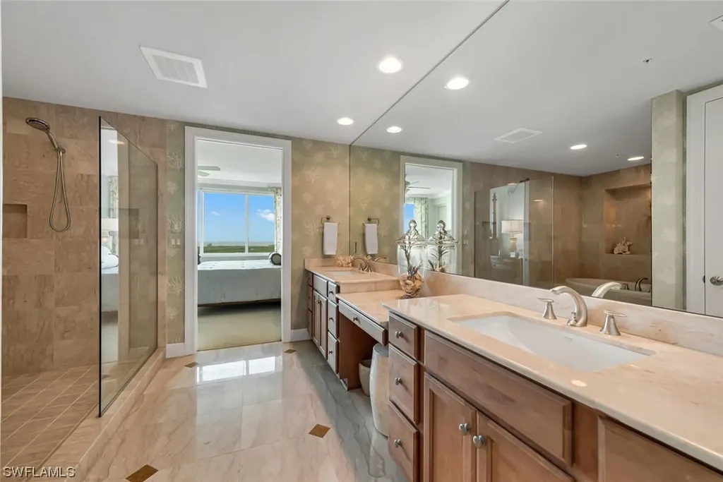 275 Indies Way Naples FL 34110