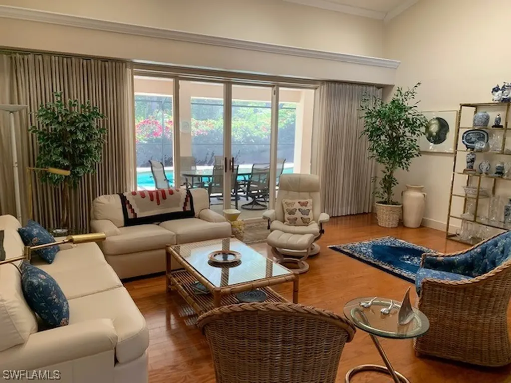 149 Edgemere Way S Naples FL 34105