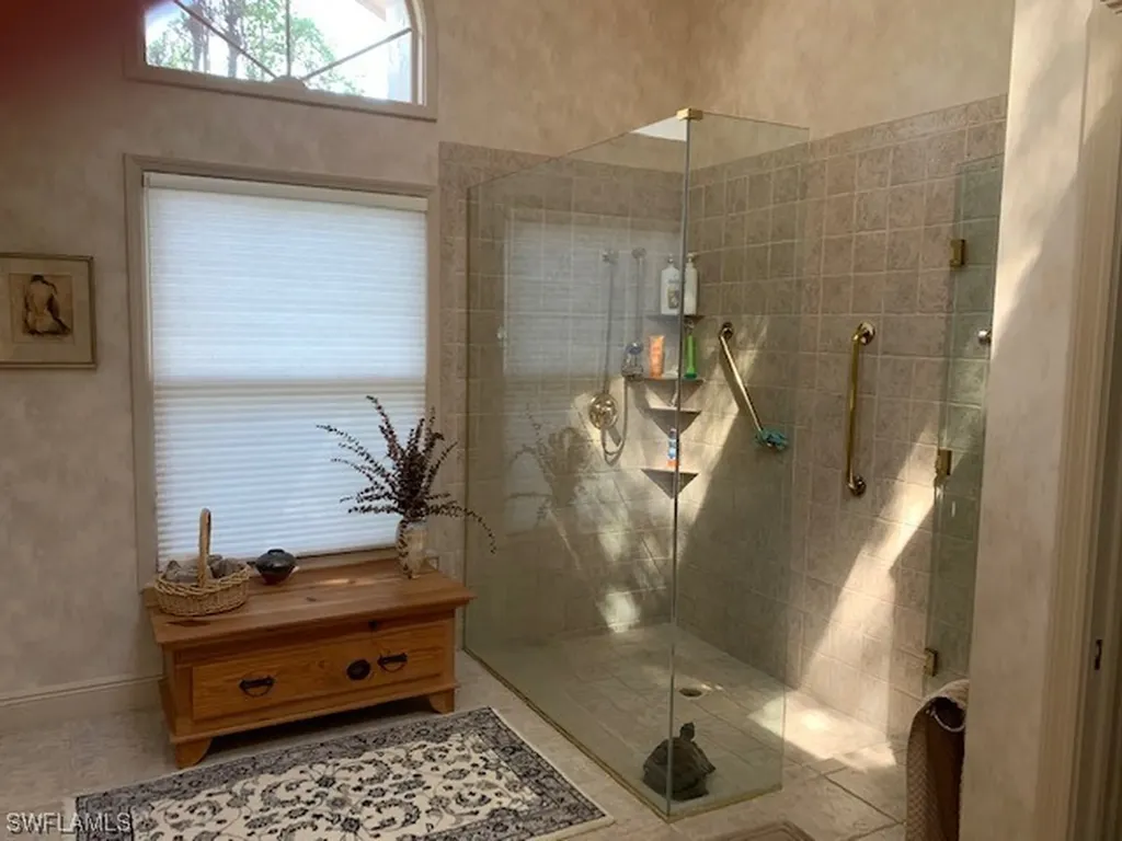 149 Edgemere Way S Naples FL 34105
