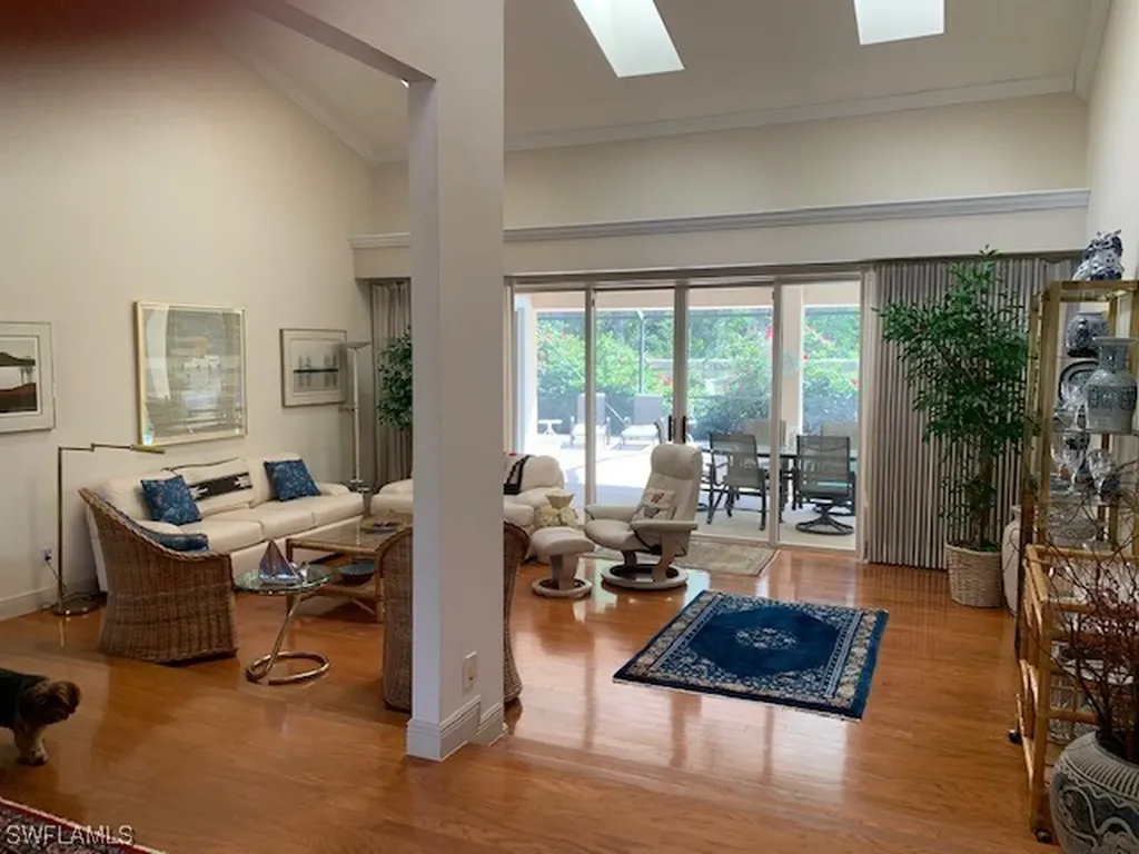 149 Edgemere Way S Naples FL 34105