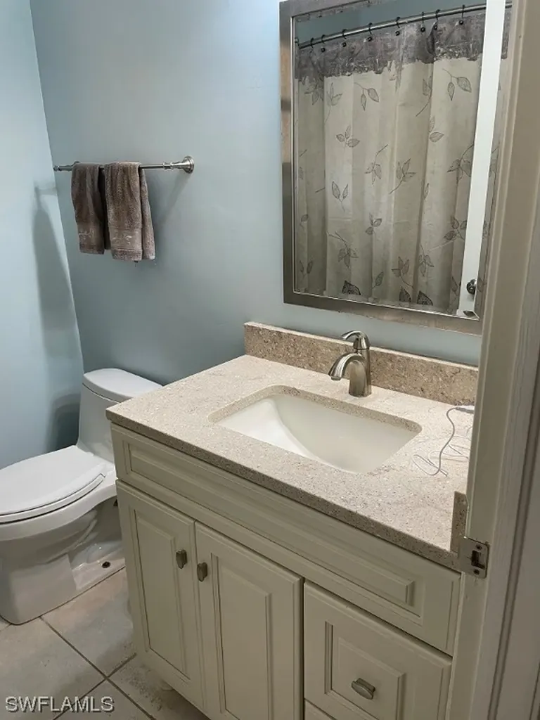 204 Clyburn Street Marco Island FL 34145