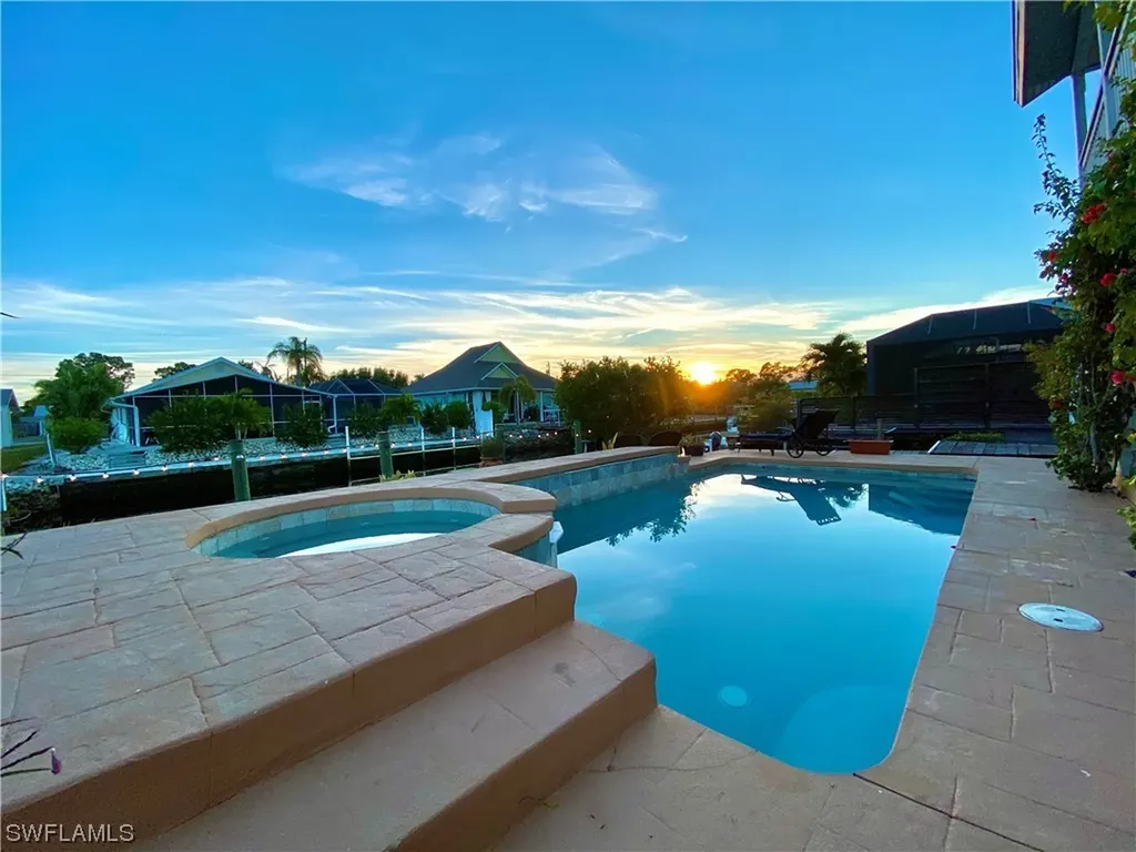 2736 Gulfview Drive Naples FL 34112