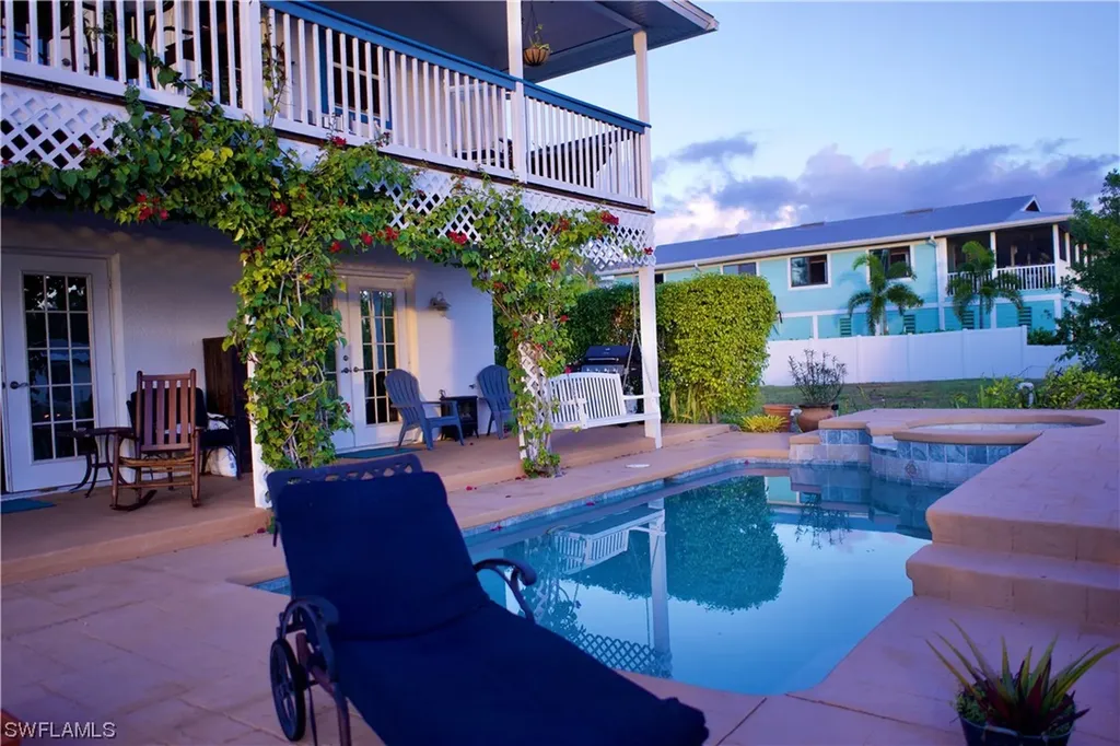 2736 Gulfview Drive Naples FL 34112
