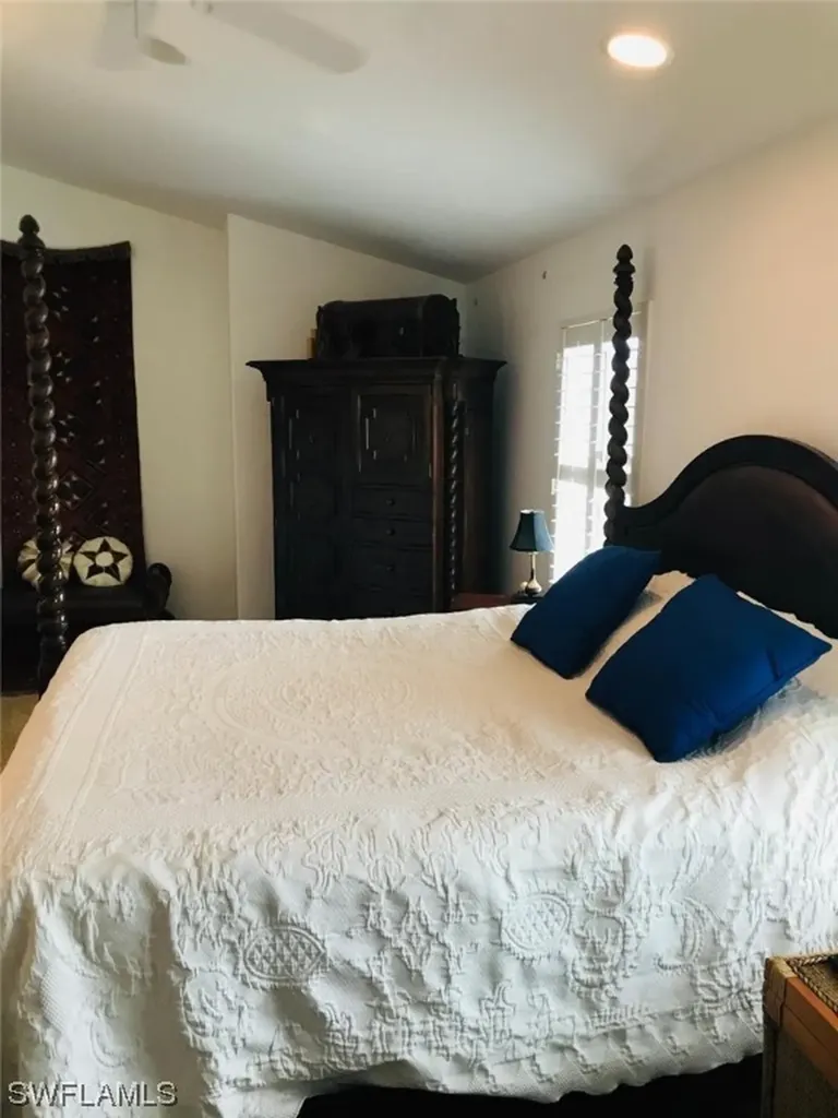 2736 Gulfview Drive Naples FL 34112
