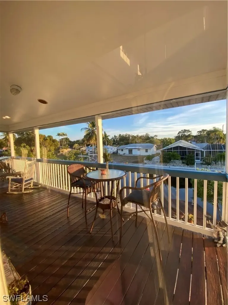 2736 Gulfview Drive Naples FL 34112