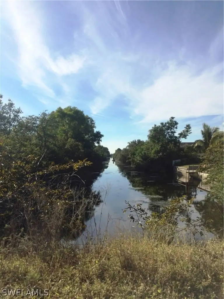 422 Hancock Bridge Parkway Cape Coral FL 33990