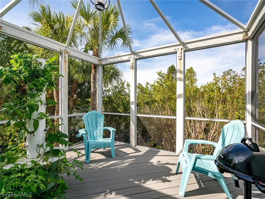 9445 Beverly Lane Sanibel FL 33957