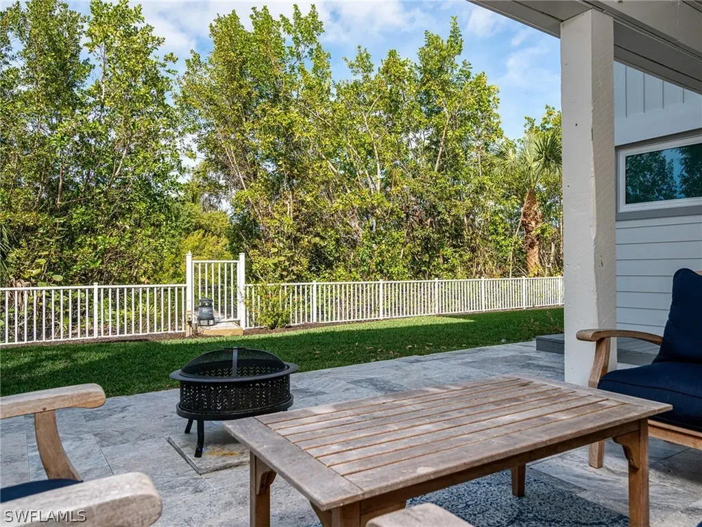 9445 Beverly Lane Sanibel FL 33957