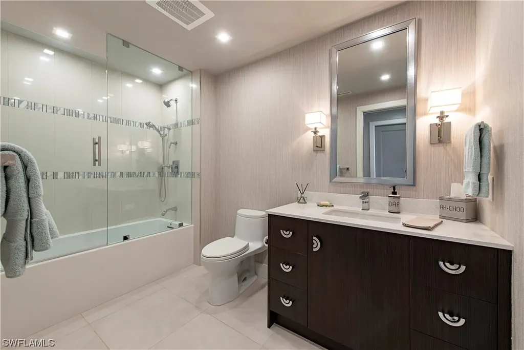 13915 Old Coast Road Naples FL 34110