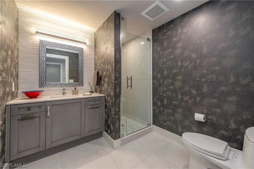 13915 Old Coast Road Naples FL 34110