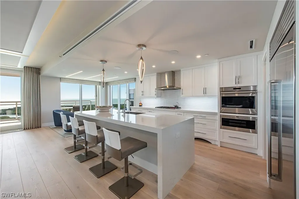 13915 Old Coast Road Naples FL 34110