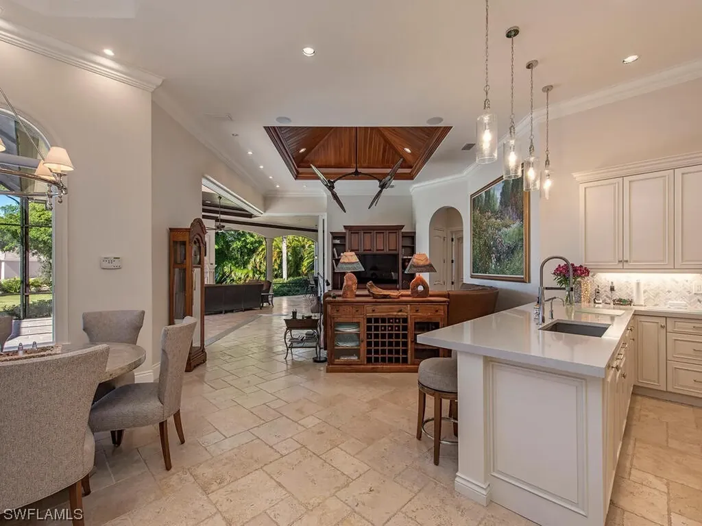 215 Caribbean Road Naples FL 34108