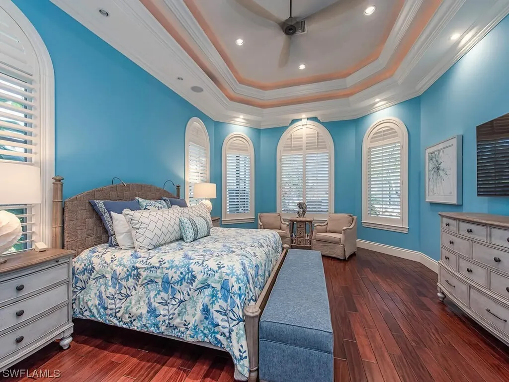 215 Caribbean Road Naples FL 34108